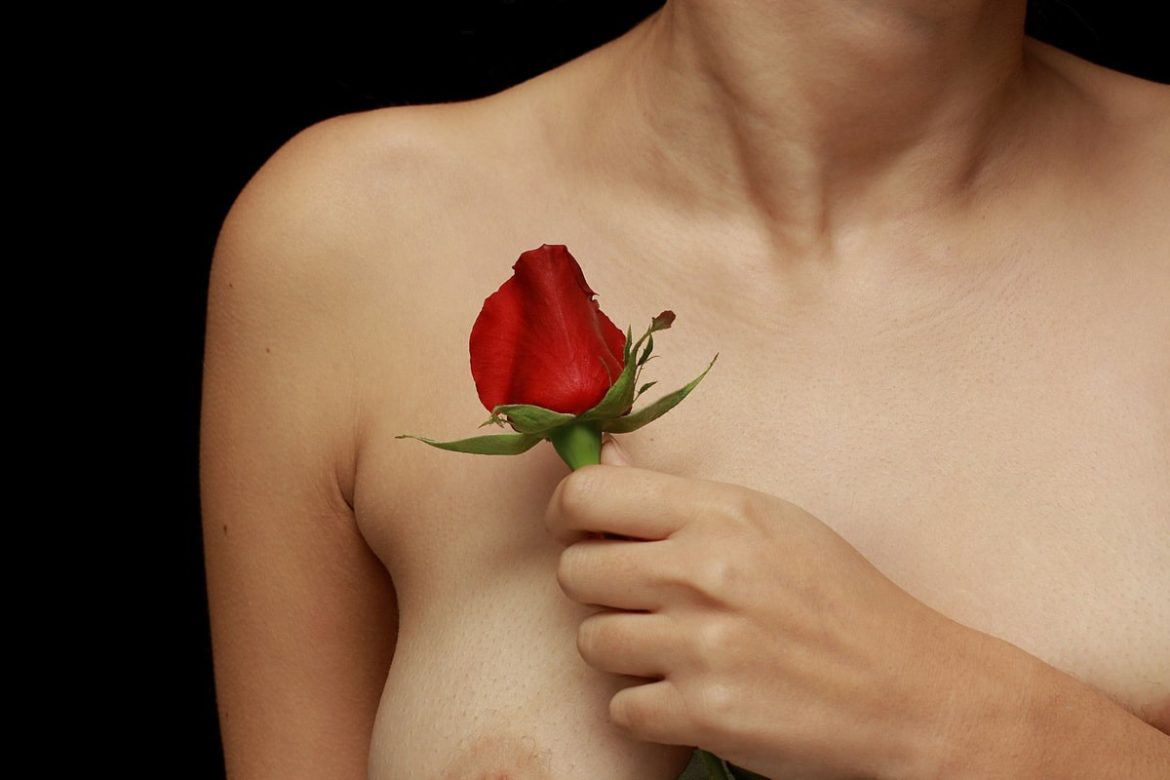 Estetska Hirurgija&Kozmetika - Povećanje grudi na poklon